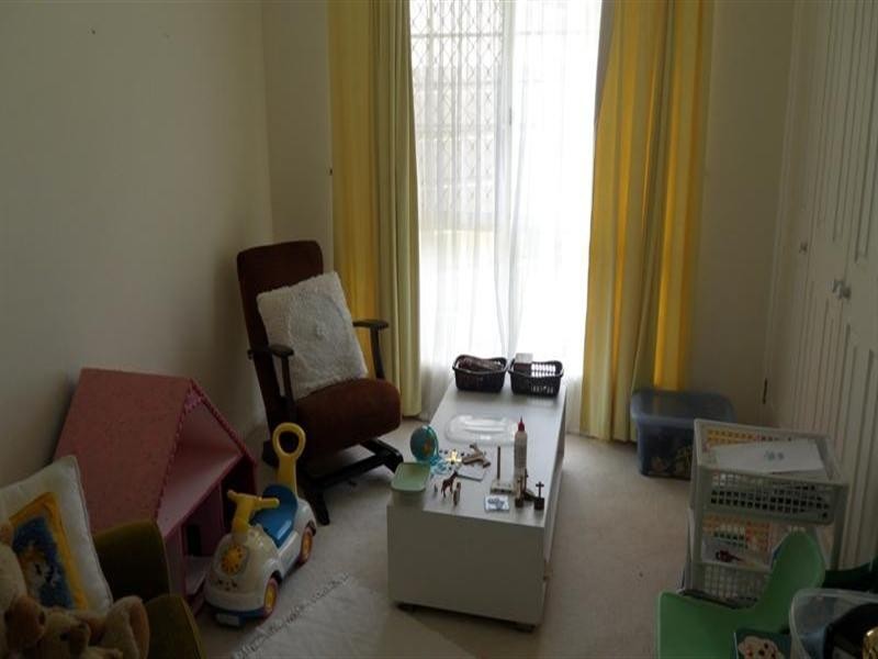 9 Oregon Way, Oxenford QLD 4210