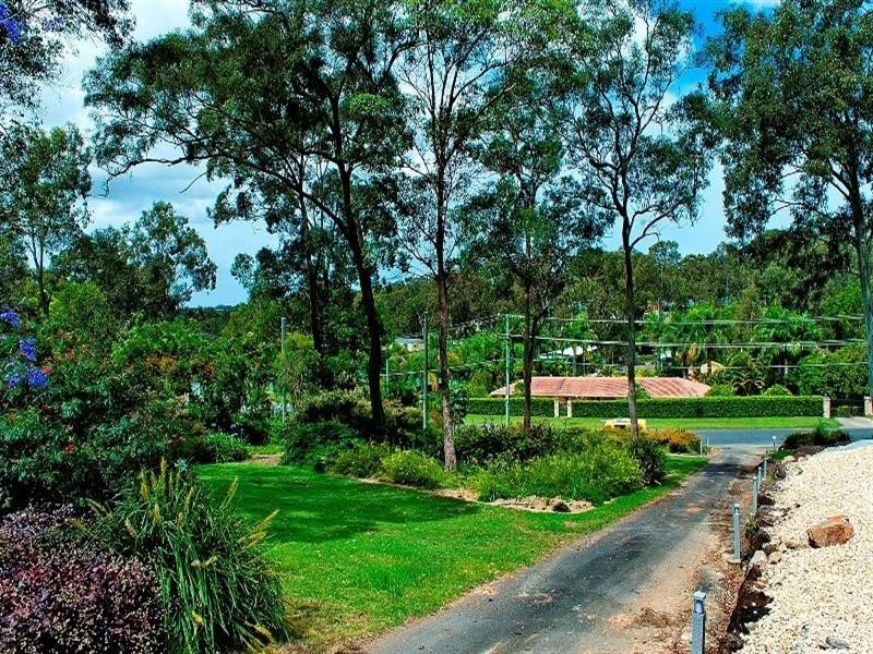 16 Derwent Avenue, Helensvale QLD 4212