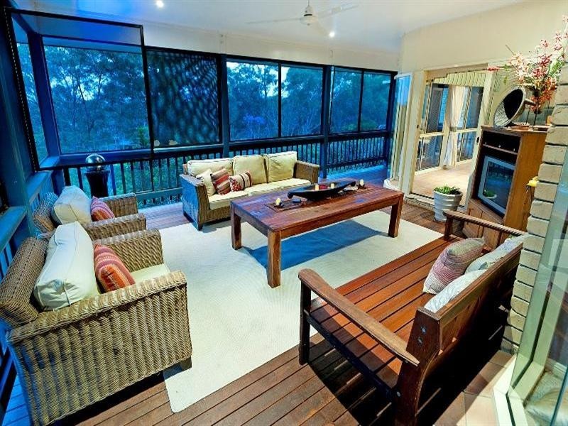 16 Derwent Avenue, Helensvale QLD 4212