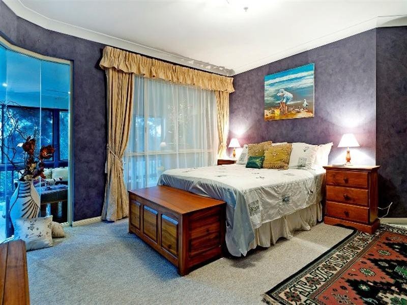 16 Derwent Avenue, Helensvale QLD 4212