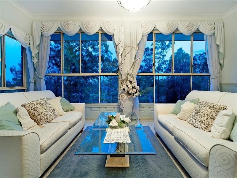 16 Derwent Avenue, Helensvale QLD 4212