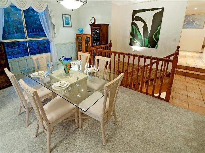 16 Derwent Avenue, Helensvale QLD 4212