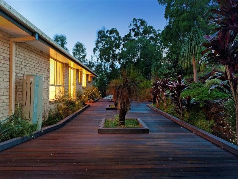 16 Derwent Avenue, Helensvale QLD 4212