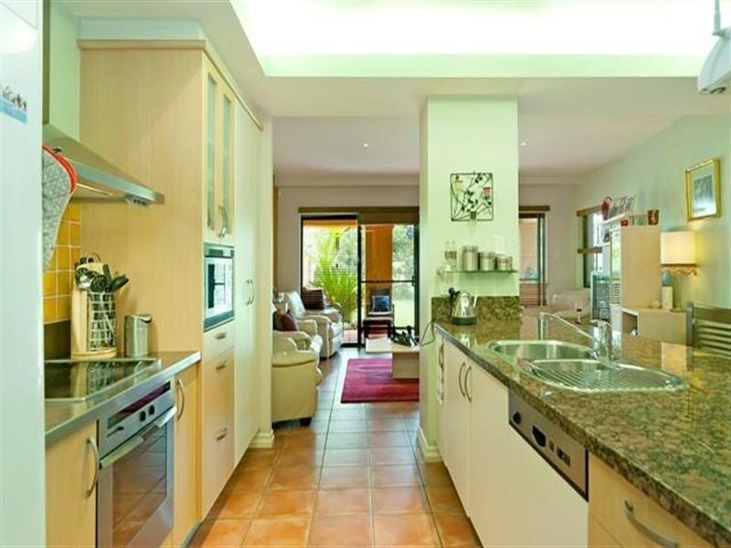 3266 The Palladian Drive, Hope Island QLD 4212