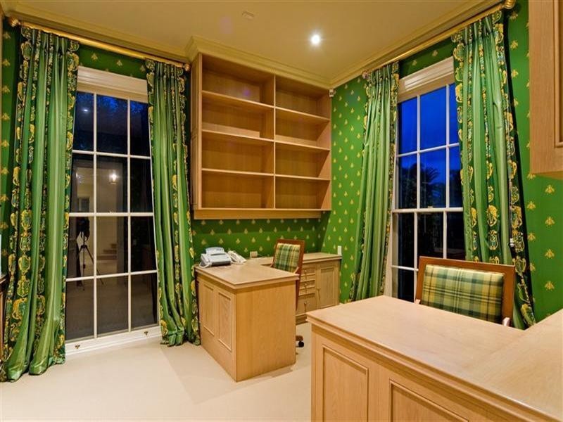 1117 Beechwood Drive, Hope Island QLD 4212