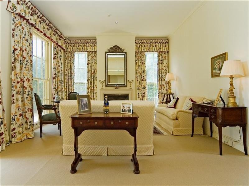 1117 Beechwood Drive, Hope Island QLD 4212