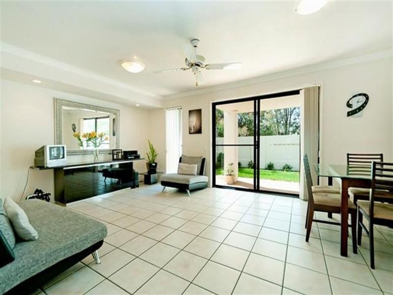 53/60 Caseys Road, Hope Island QLD 4212