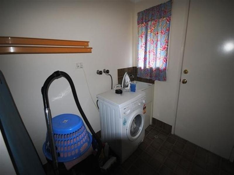 225 Discovery Drive, Helensvale QLD 4212