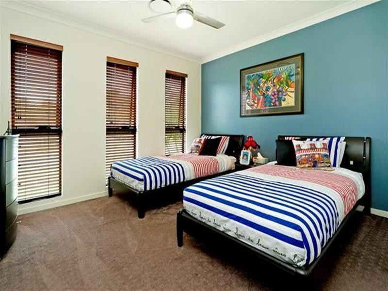 2840 Wylarah Way, Hope Island QLD 4212