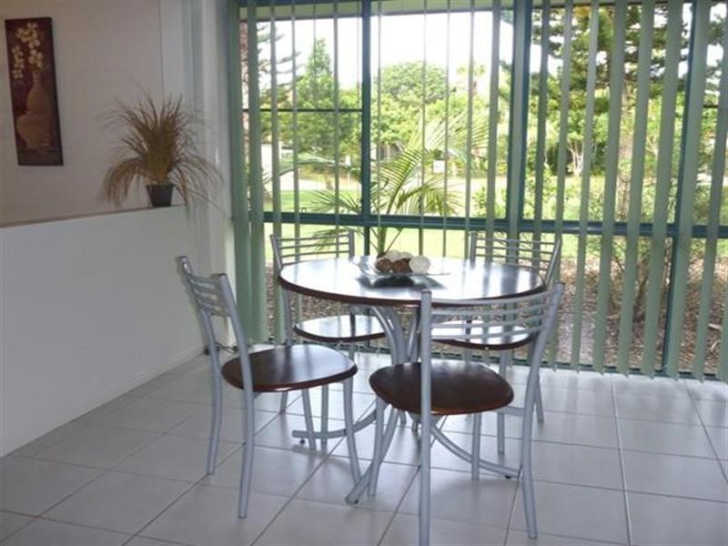 124/19 Santa Barbara Road, Hope Island QLD 4212