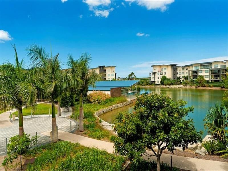 321/3 Pendraat Parade, Hope Island QLD 4212