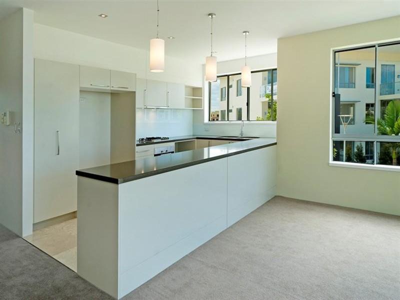 321/3 Pendraat Parade, Hope Island QLD 4212