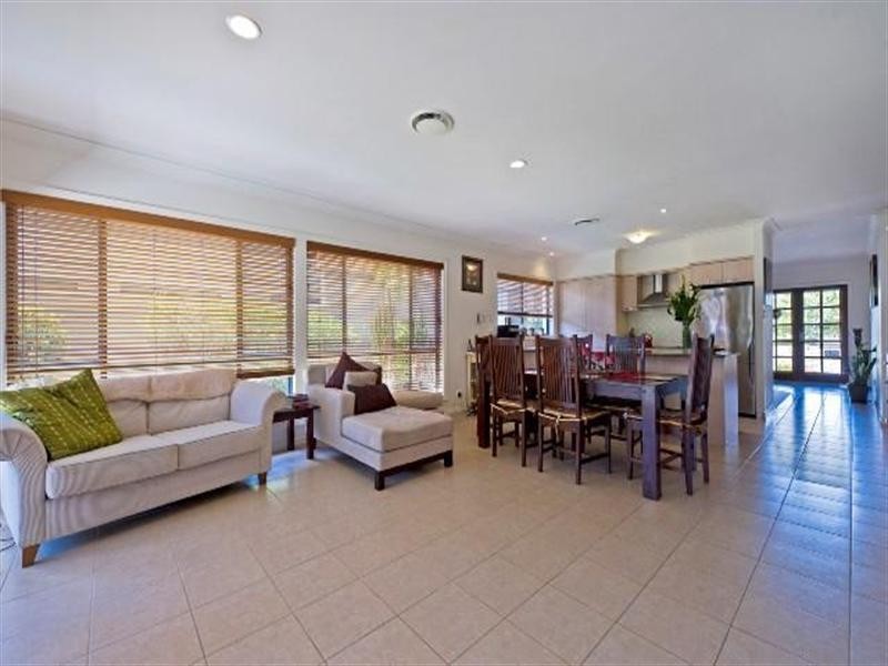 2023 Gracemere Gardens Circuit, Hope Island QLD 4212