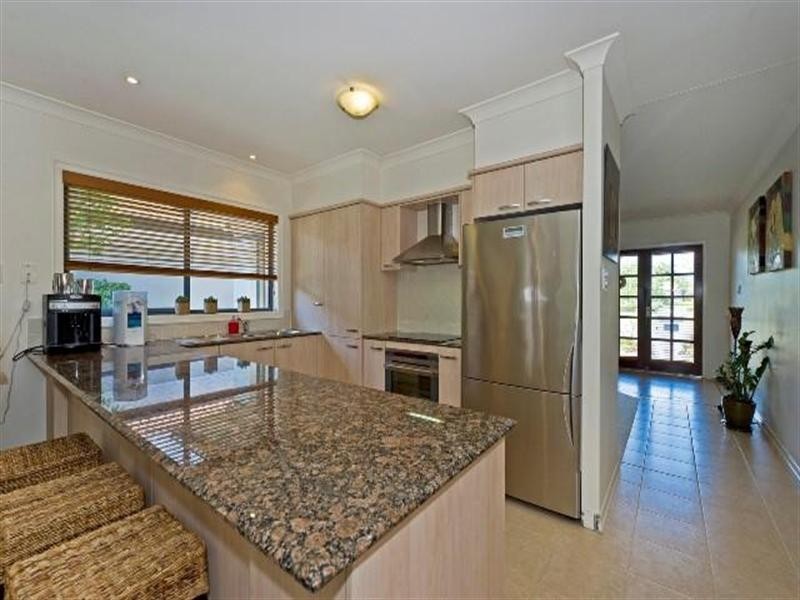 2023 Gracemere Gardens Circuit, Hope Island QLD 4212