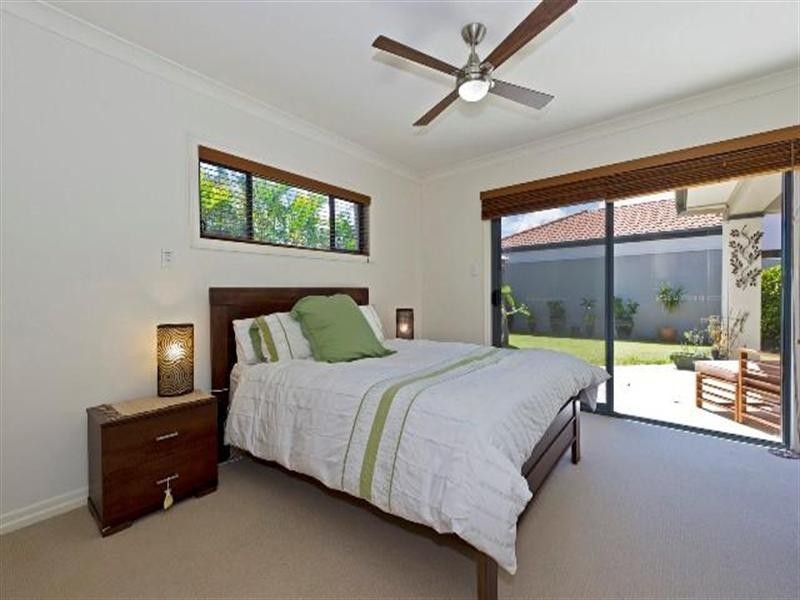 2023 Gracemere Gardens Circuit, Hope Island QLD 4212