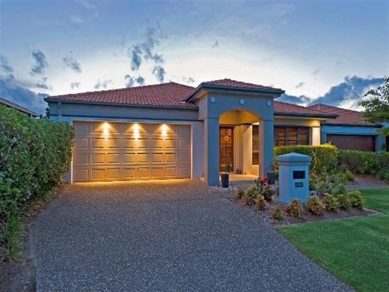 2023 Gracemere Gardens Circuit, Hope Island QLD 4212