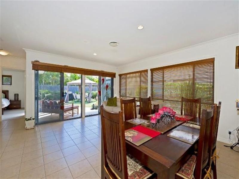 2023 Gracemere Gardens Circuit, Hope Island QLD 4212