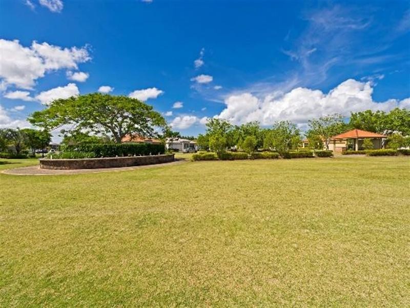 2023 Gracemere Gardens Circuit, Hope Island QLD 4212