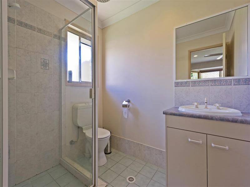 4 Westpark Court, Helensvale QLD 4212