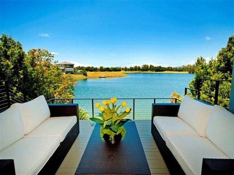 6067 Lugano Drive, Hope Island QLD 4212