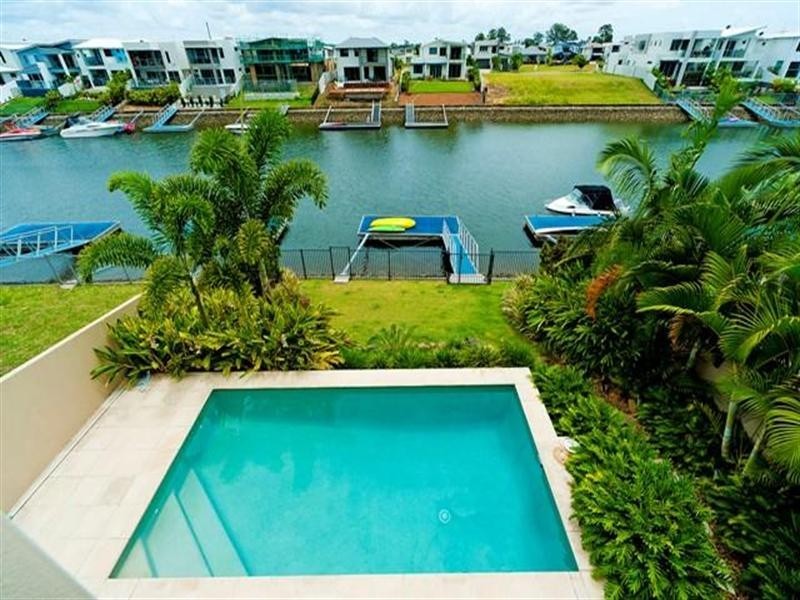 34 Riverlinks Boulevard, Helensvale QLD 4212