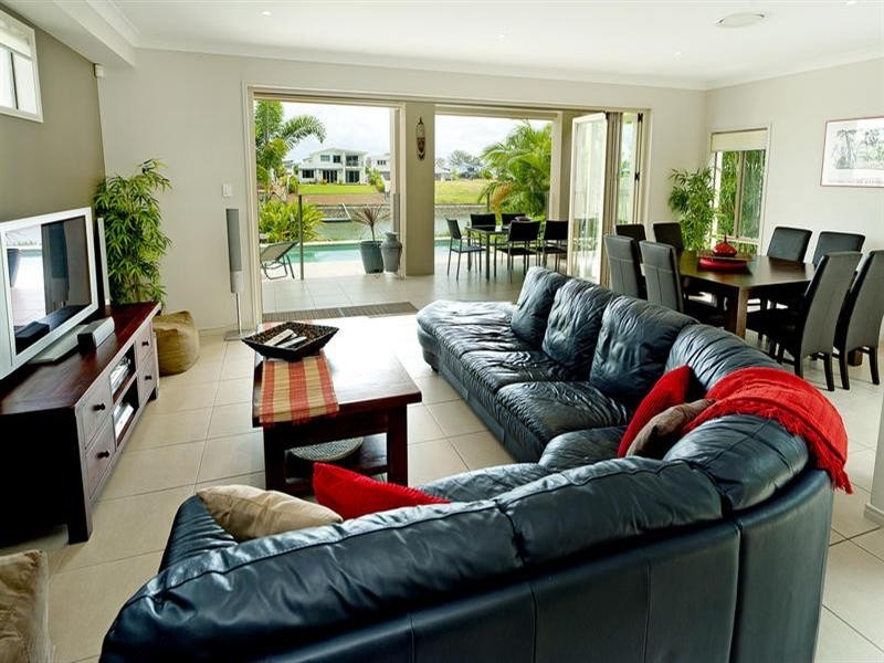 34 Riverlinks Boulevard, Helensvale QLD 4212