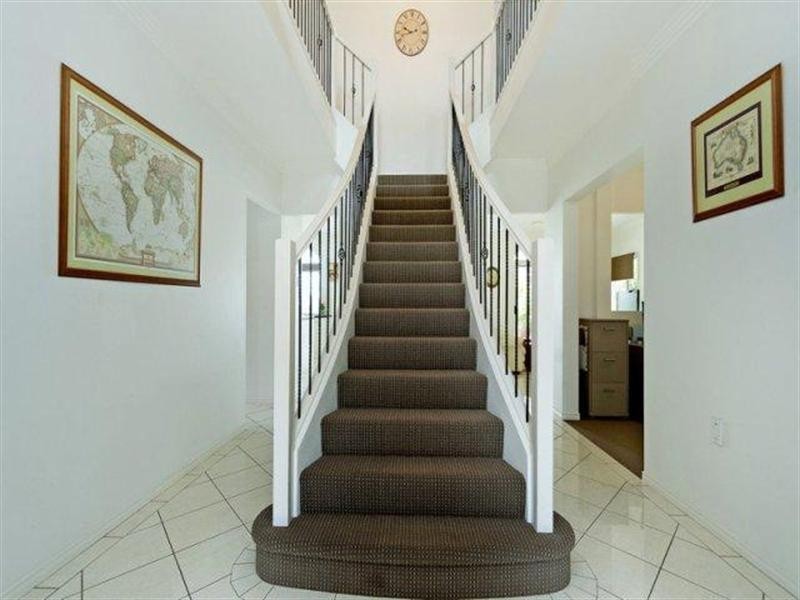 2 Champagne Boulevard, Helensvale QLD 4212