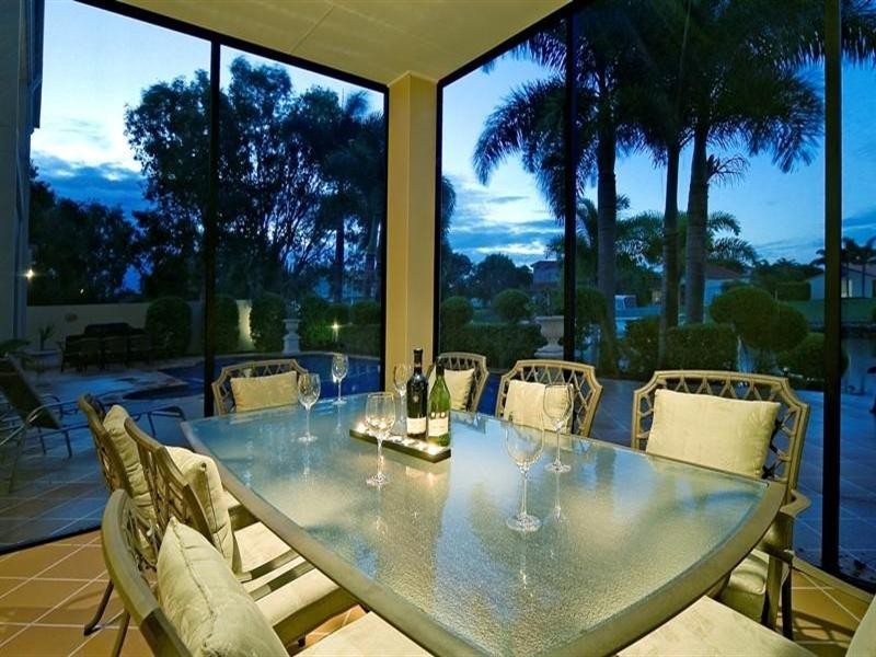 1061 Rosebank Way West, Rosebank Gardens, Hope Island QLD 4212