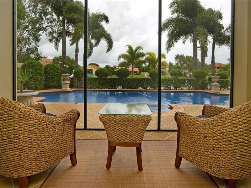 1061 Rosebank Way West, Rosebank Gardens, Hope Island QLD 4212