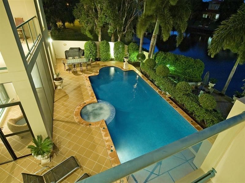1061 Rosebank Way West, Rosebank Gardens, Hope Island QLD 4212
