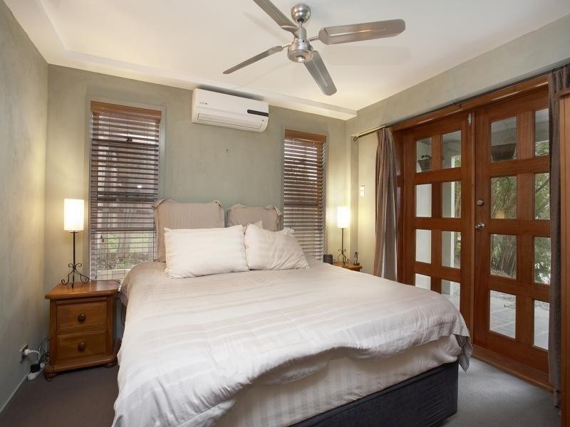 10 Babirra Street, Hope Island QLD 4212