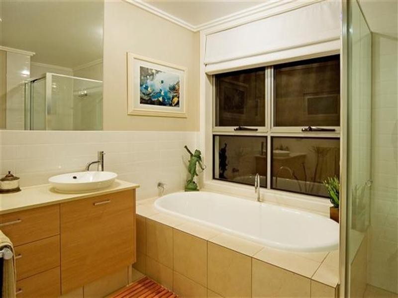 2823 Gracemere Circuit, Hope Island QLD 4212