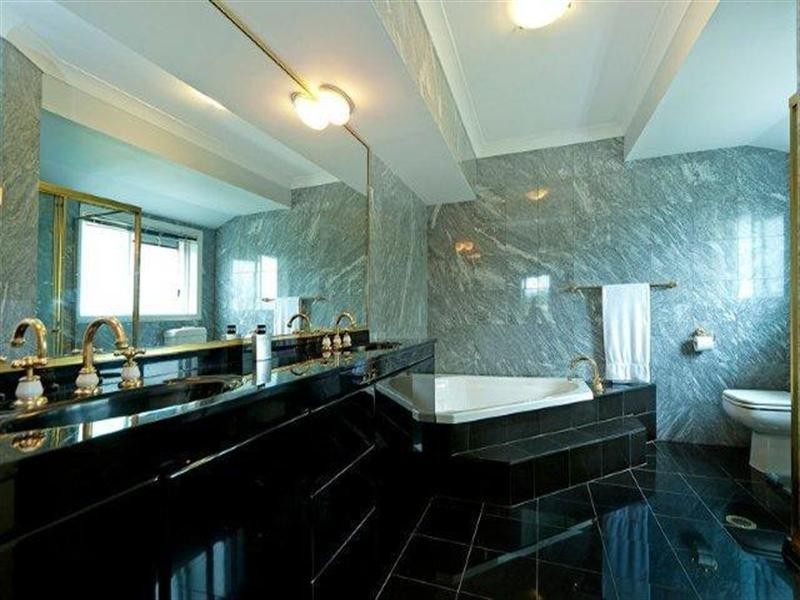 5843 Coveside Lane, Sanctuary Cove QLD 4212