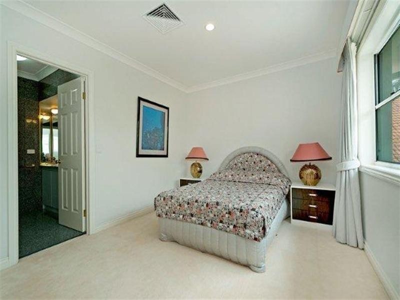 5843 Coveside Lane, Sanctuary Cove QLD 4212