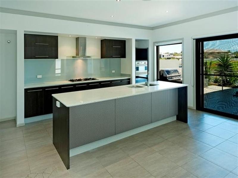 45 Southaven Drive, Helensvale QLD 4212