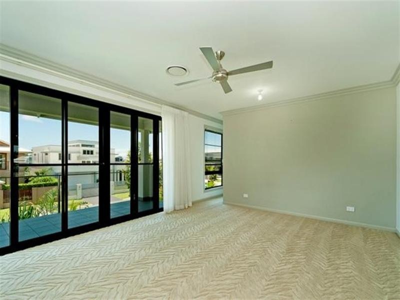 45 Southaven Drive, Helensvale QLD 4212