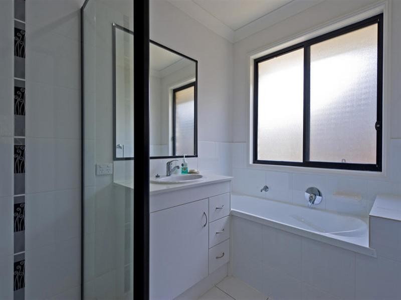 27 Eumundi Street, Ormeau QLD 4208