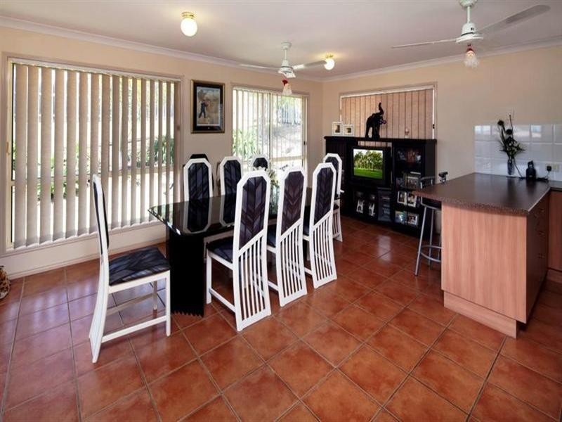 102 Santa Isobel Boulevard, Pacific Pines QLD 4211