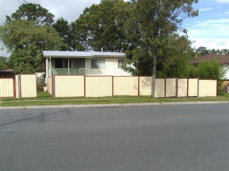 72 Ashton Street, Kingston QLD 4114