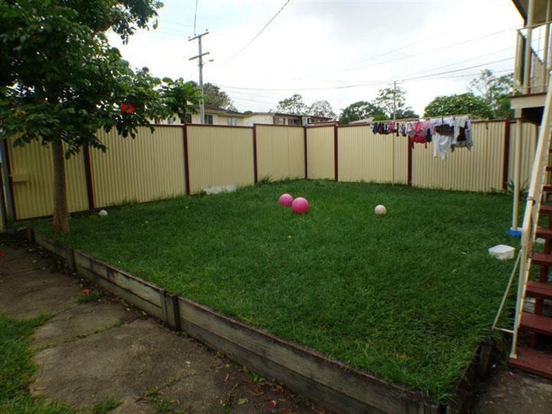 72 Ashton Street, Kingston QLD 4114