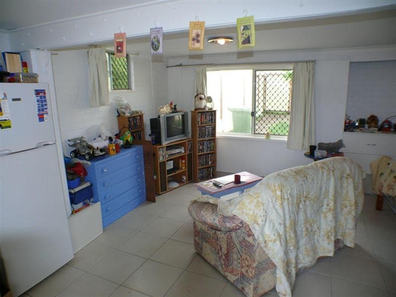 72 Ashton Street, Kingston QLD 4114