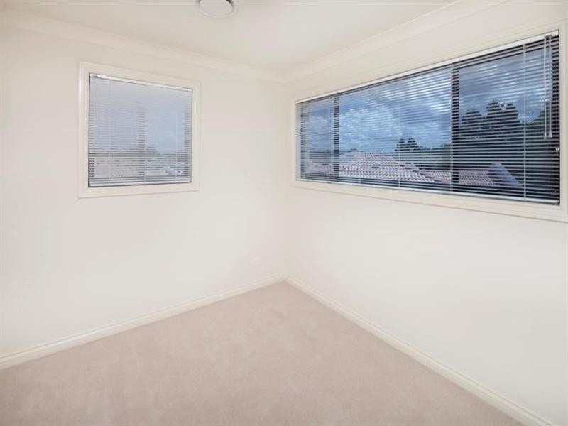 8849 Magnolia Drive, Hope Island QLD 4212