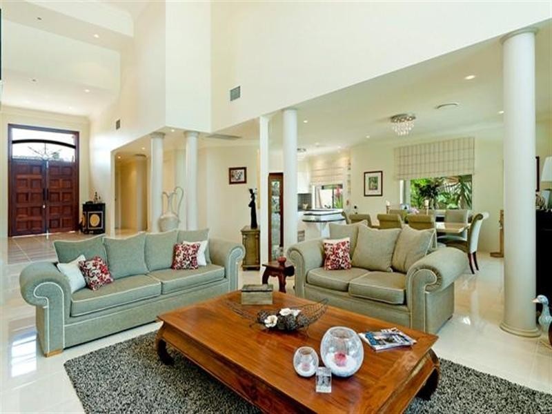 1108 Beechwood Drive, Hope Island QLD 4212