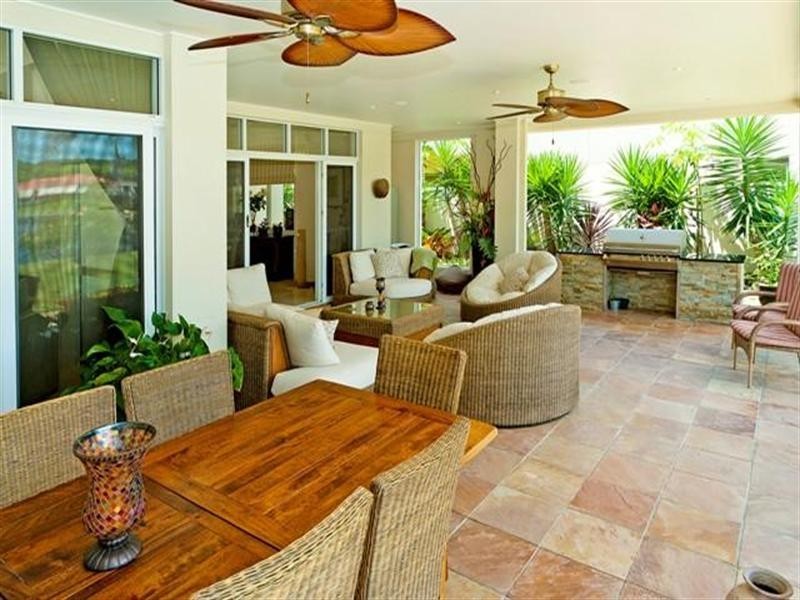 1108 Beechwood Drive, Hope Island QLD 4212