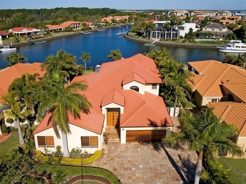 1108 Beechwood Drive, Hope Island QLD 4212