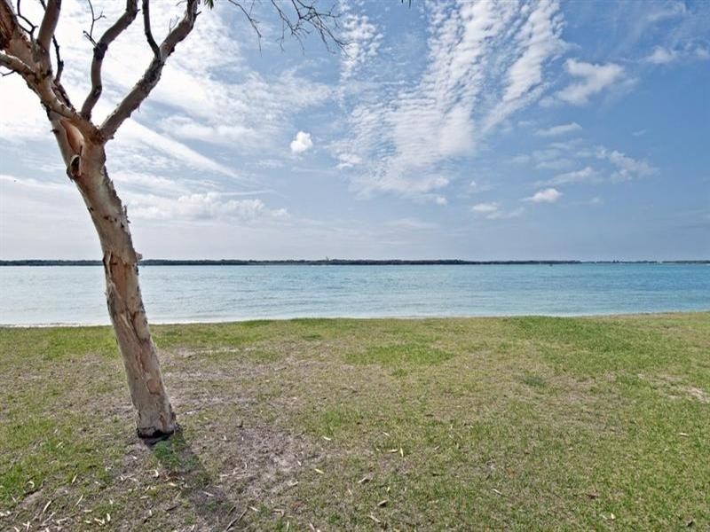 36 Anglers Esplanade, Runaway Bay QLD 4216