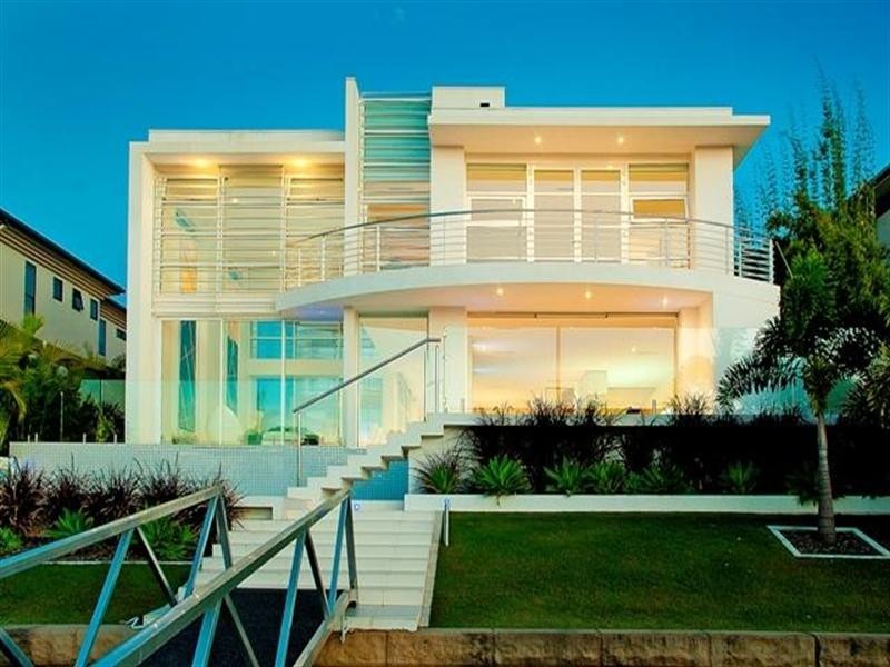 2337 Cressbrook Drive, Hope Island QLD 4212
