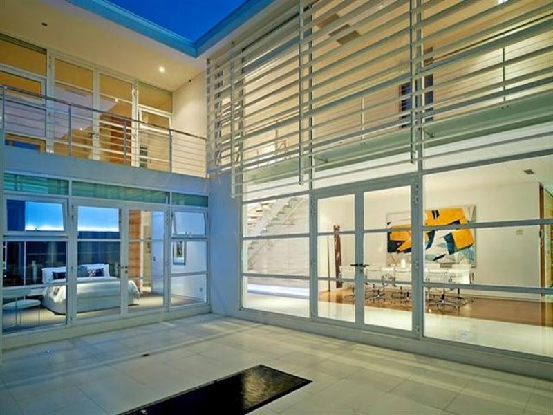2337 Cressbrook Drive, Hope Island QLD 4212