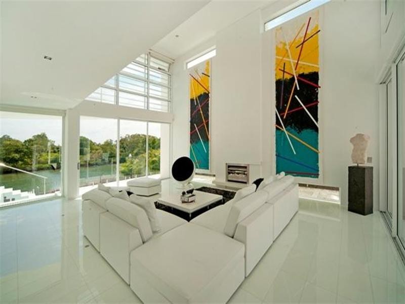 2337 Cressbrook Drive, Hope Island QLD 4212