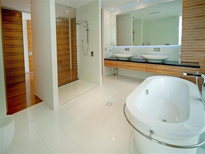 2337 Cressbrook Drive, Hope Island QLD 4212